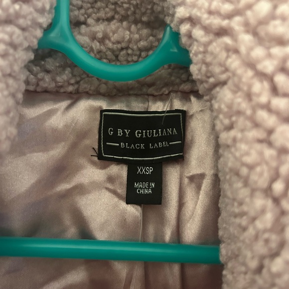G by Giuliani black label long Sherpa lilac coat xxs - Picture 3 of 3
